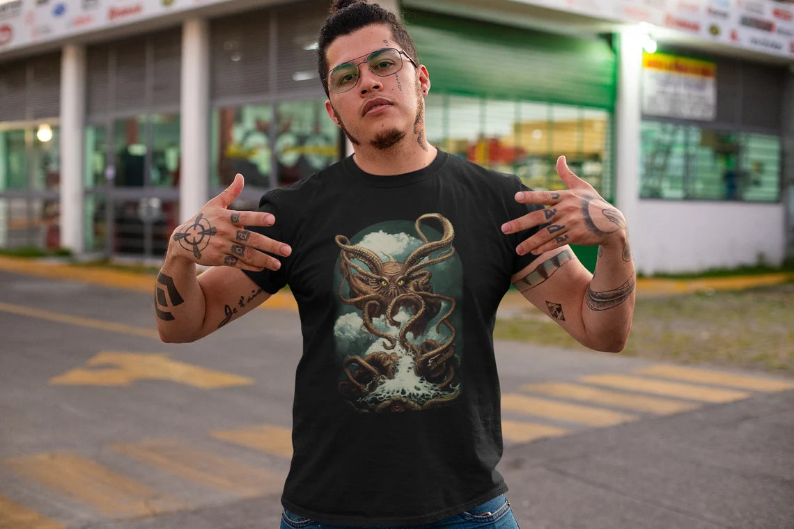 Cthulhu Rises From the Deep T-Shirt | HP Lovecraft Teeshirt | Cult Monster Tee | Horror Gift