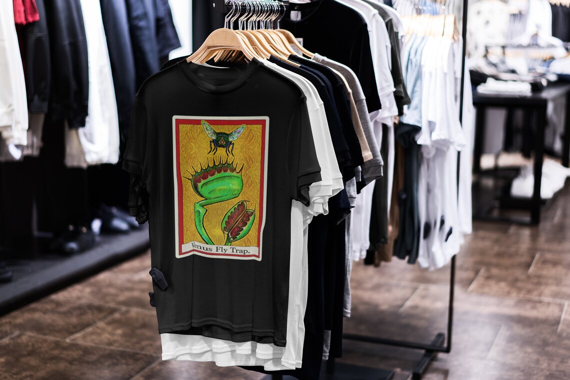 Venus Fly Trap Tarot CardT-Shirt | Botany Teeshirt | Occult Tee | Horror Gift