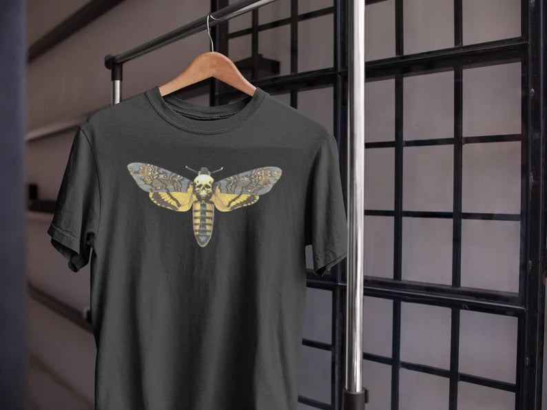 Deaths Head Moth T Shirt - Death Head Moth gift tshirt tee deathshead deaths-head hawkmoth Acherontia styx