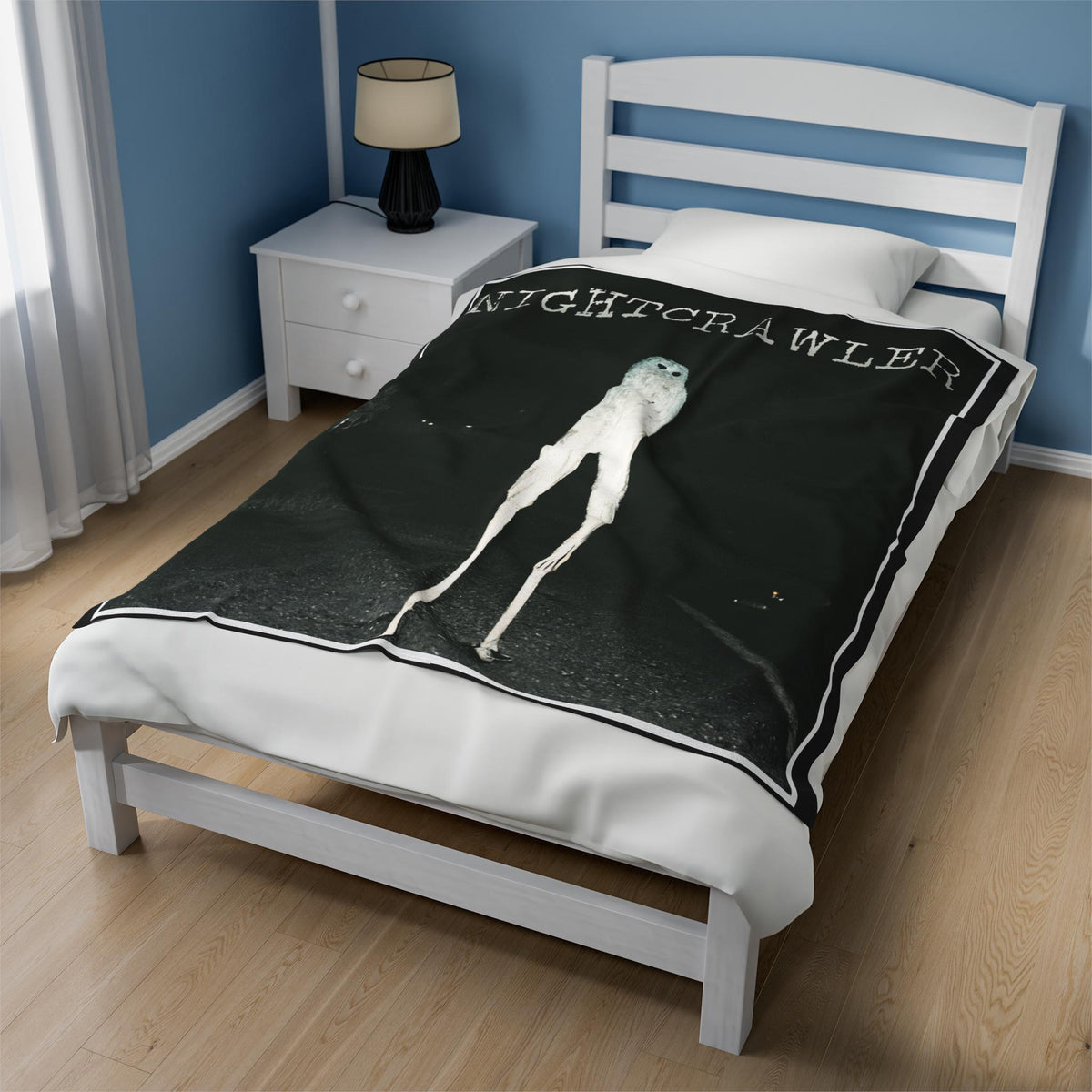 Cryptid Blanket, Fresno Nightcrawler Velveteen Plush Throw, Weirdcore Cryptidcore Decor, Alien Gift